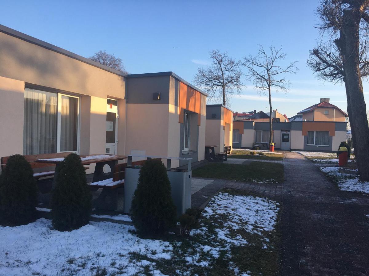 Sanatorium Uzdrowiskowe Dukat Medical Spa Dabki Luaran gambar